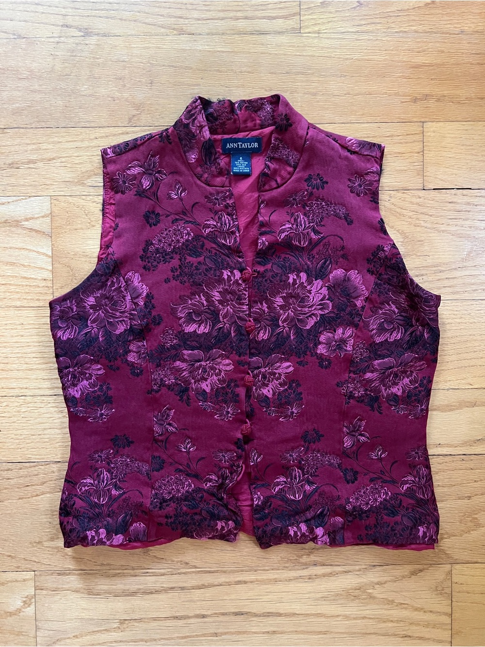 VTG Ann Taylor silk Women's Sleeveless Floral Jacquard Vest